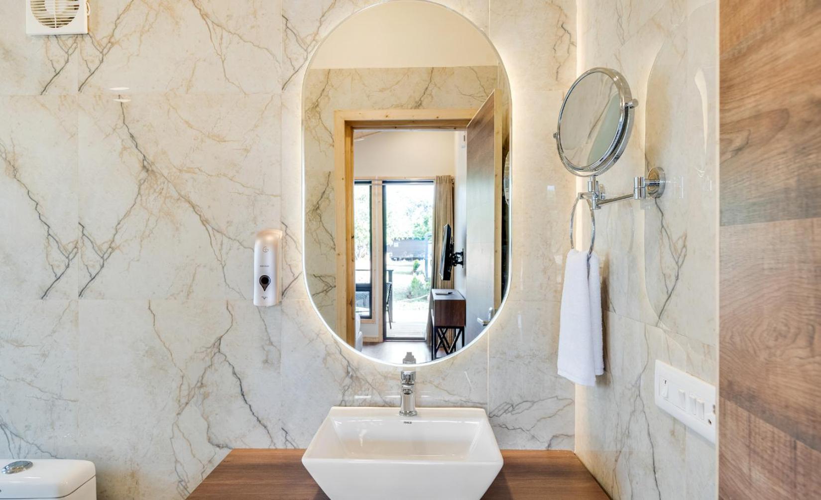 Glamp Wilderness Otel Nelamangala Dış mekan fotoğraf